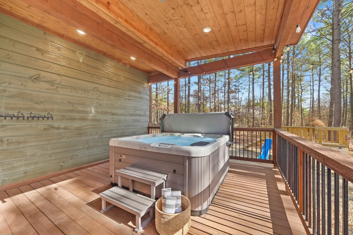 Wander Broken Bow Peace #39