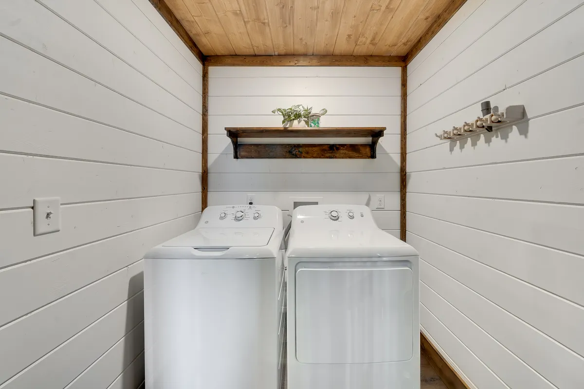 Wander Broken Bow Peace #8