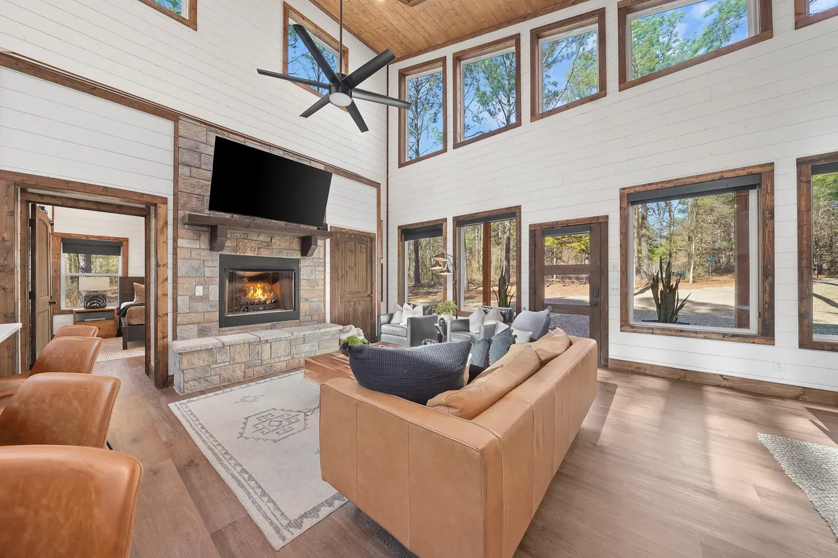 Wander Broken Bow Peace