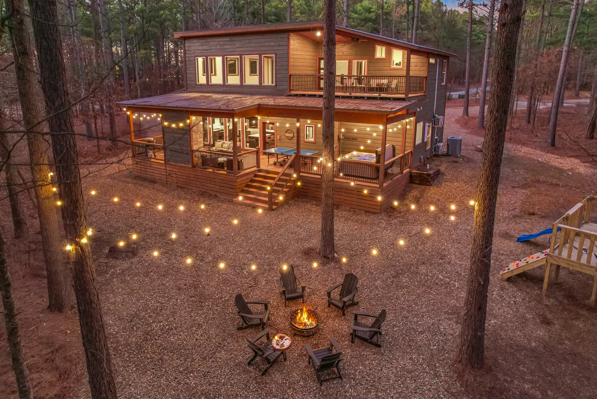 Wander Broken Bow Peace