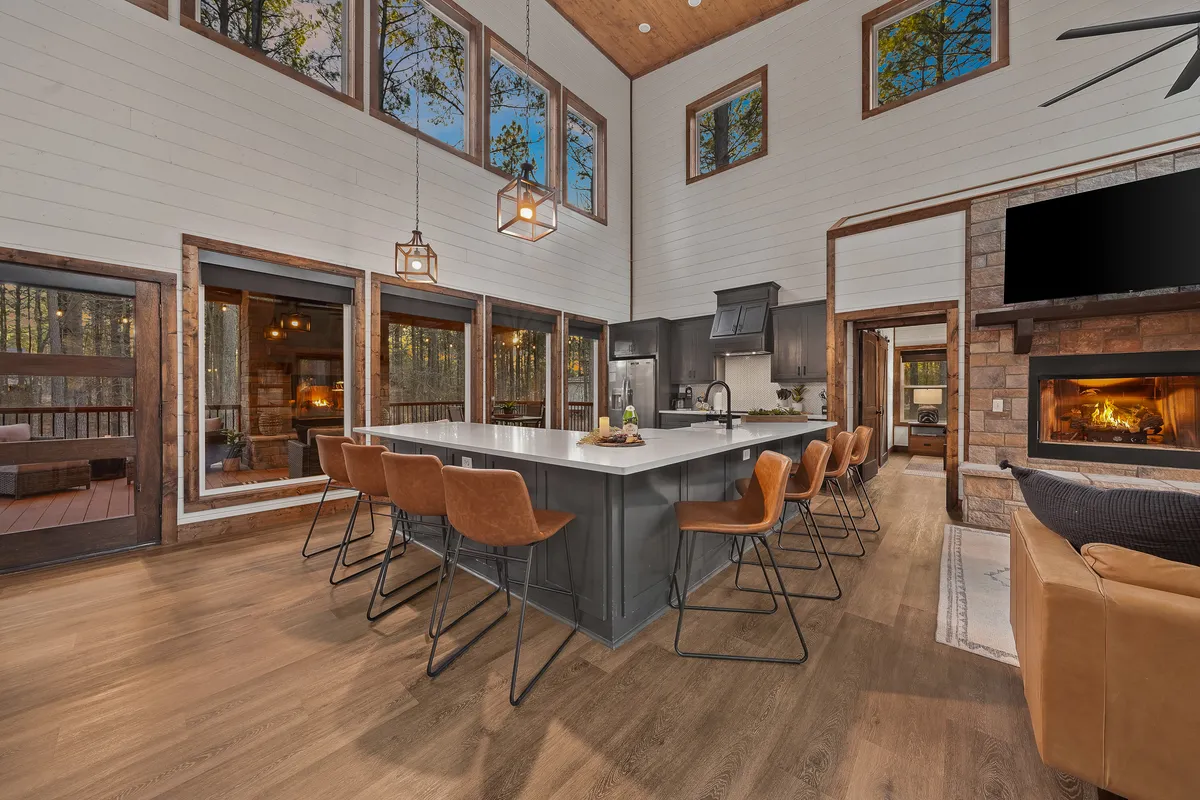 Wander Broken Bow Peace