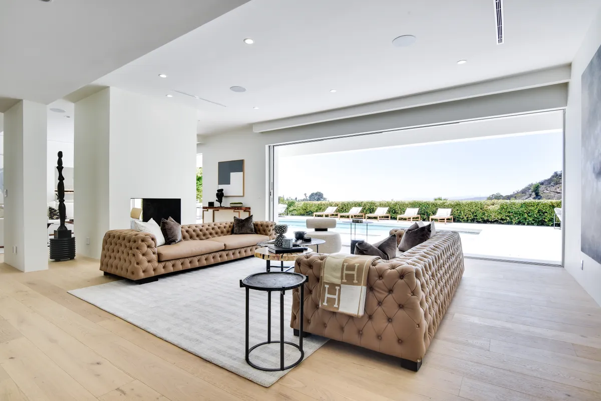 Wander Beverly Hills Horizon