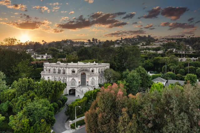 Wander Beverly Hills Estate #5