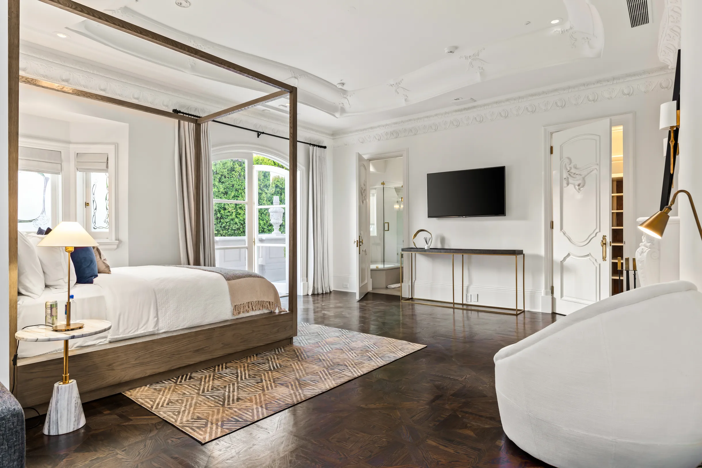 Wander Beverly Hills Estate #37