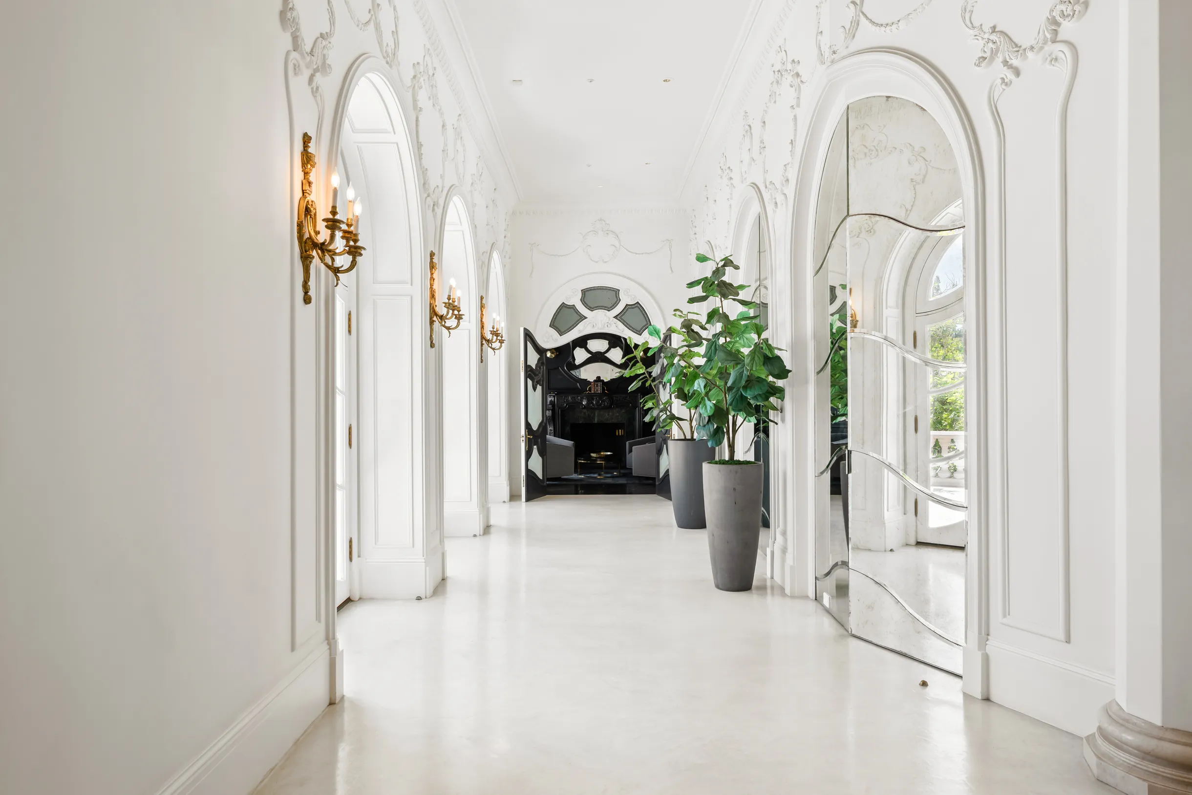 Wander Beverly Hills Estate #51