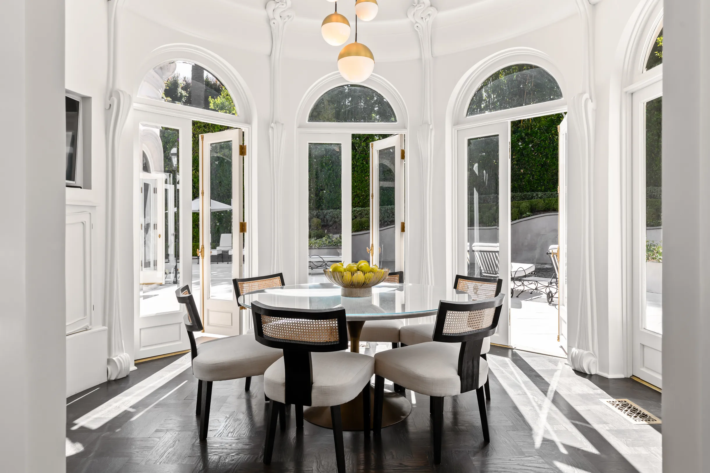 Wander Beverly Hills Estate #52