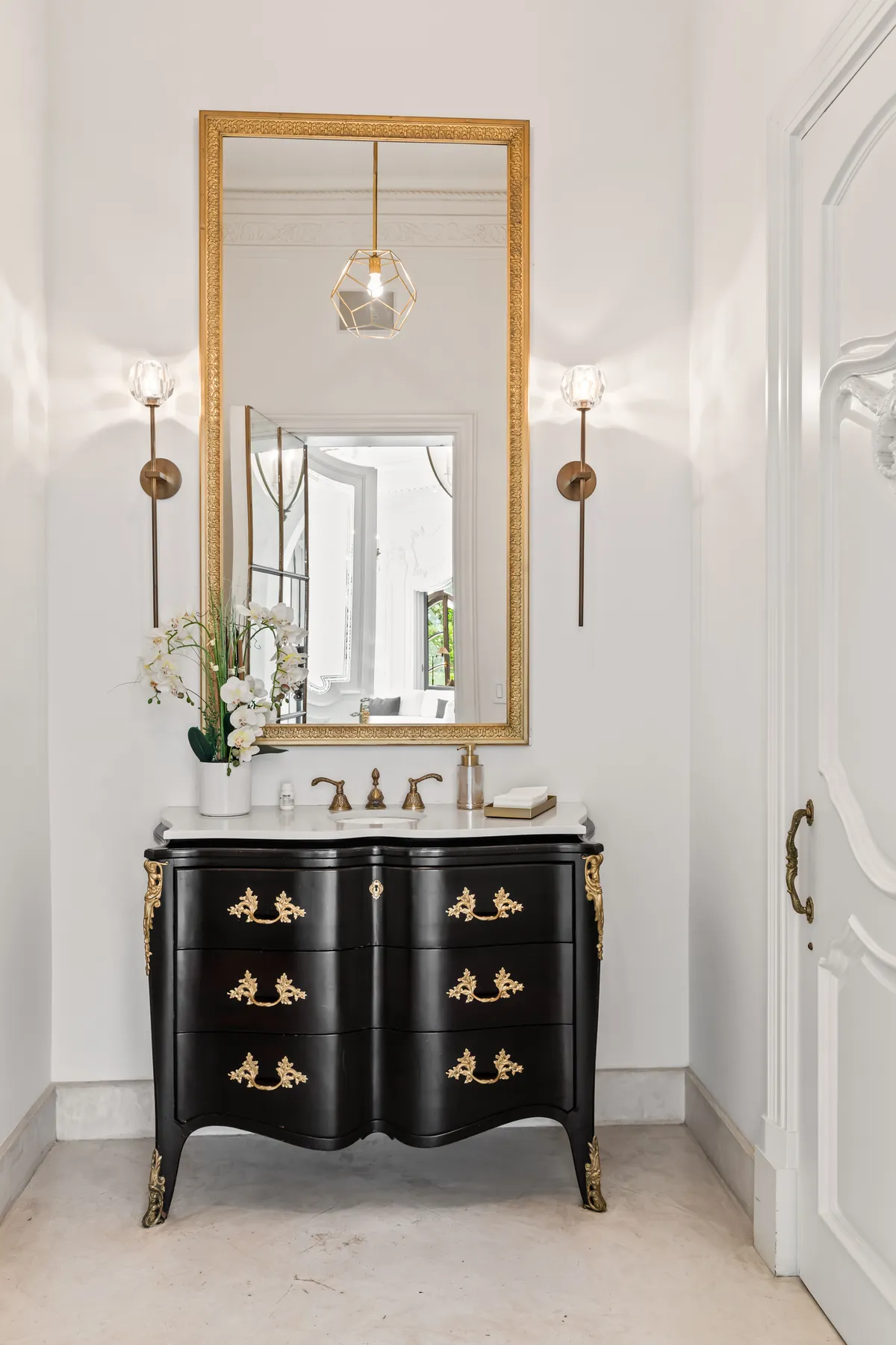 Wander Beverly Hills Estate