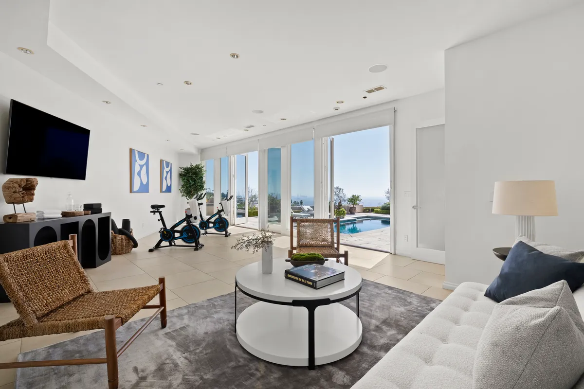 Wander Beverly Hills Haven