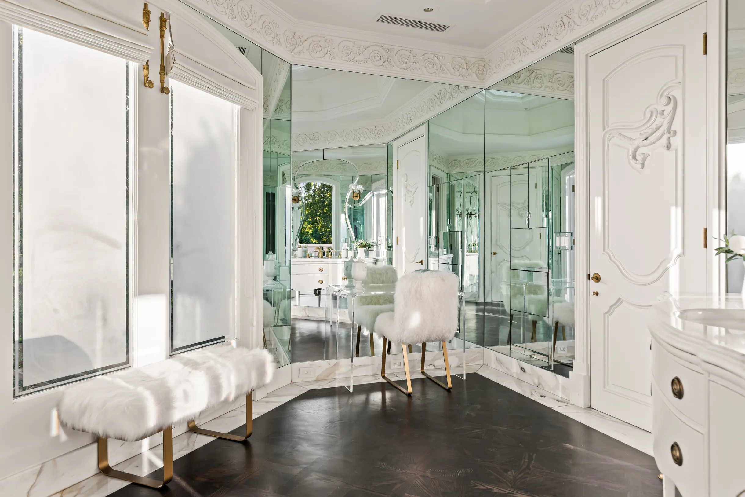 Wander Beverly Hills Estate #58