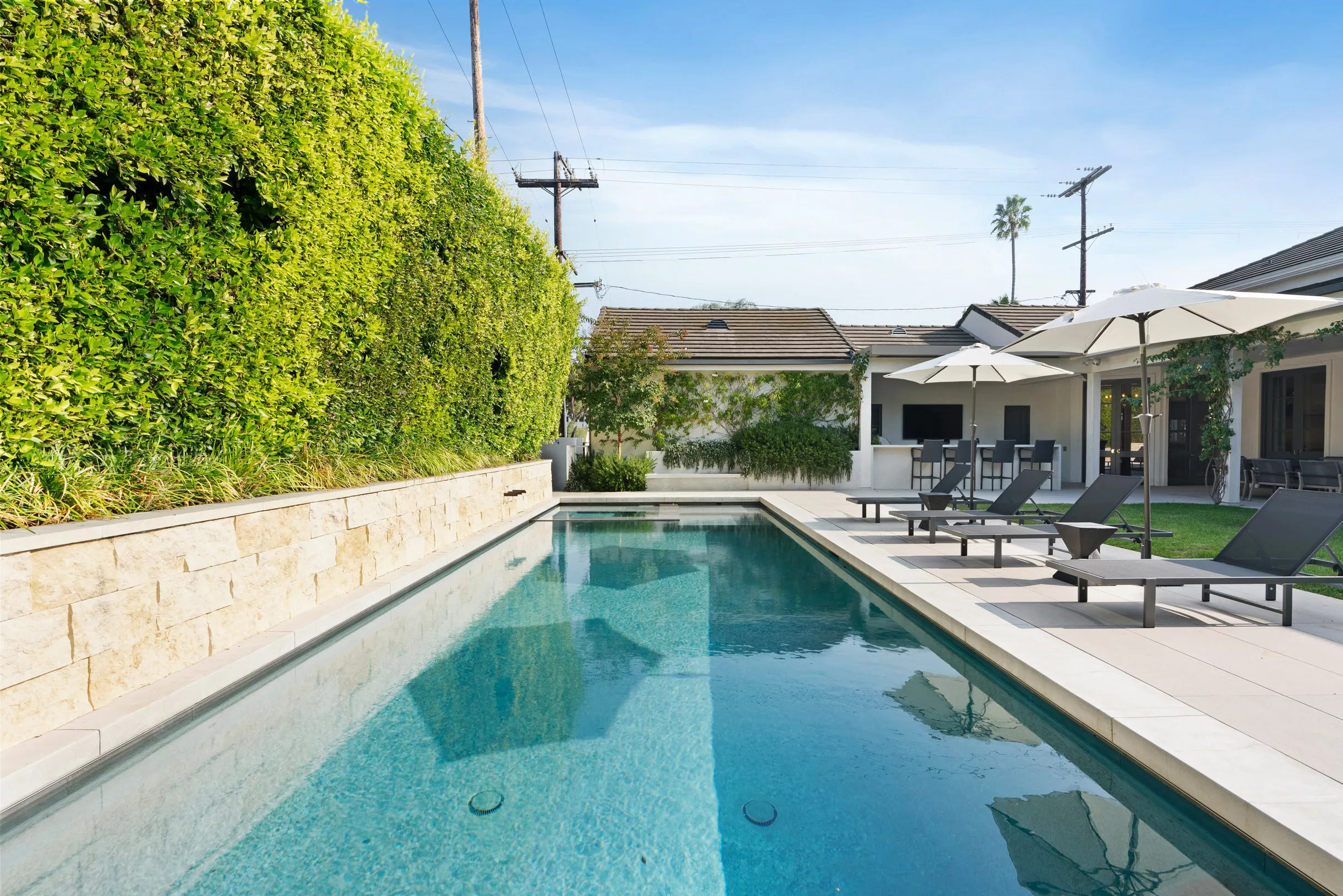 Wander Beverly Hills Modern #25