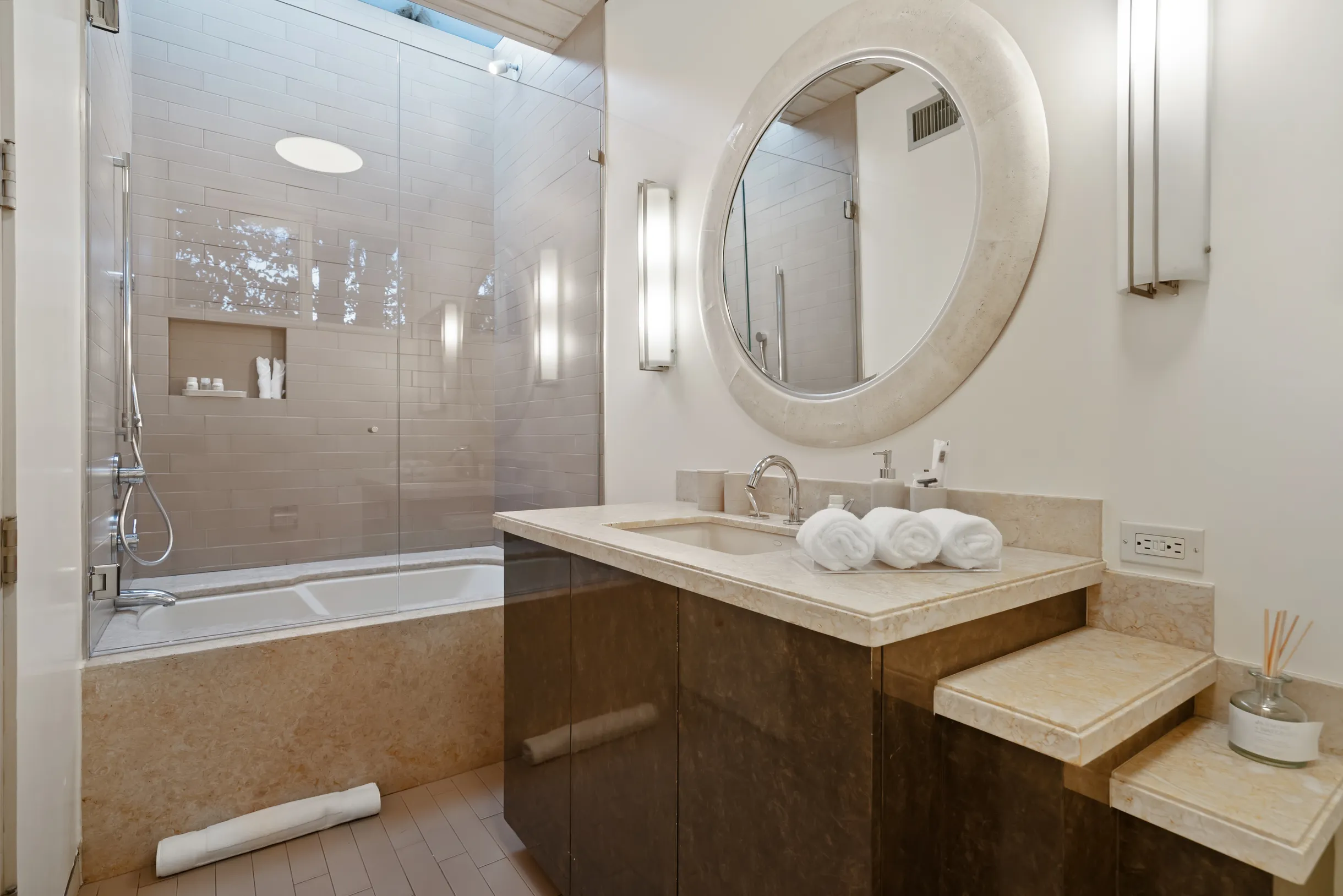 Wander Beverly Hills Sunset #13