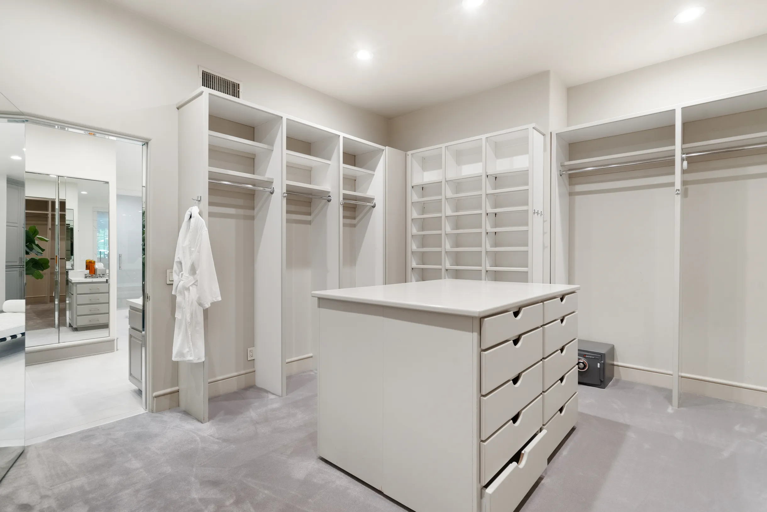 Wander Beverly Hills Modern #37