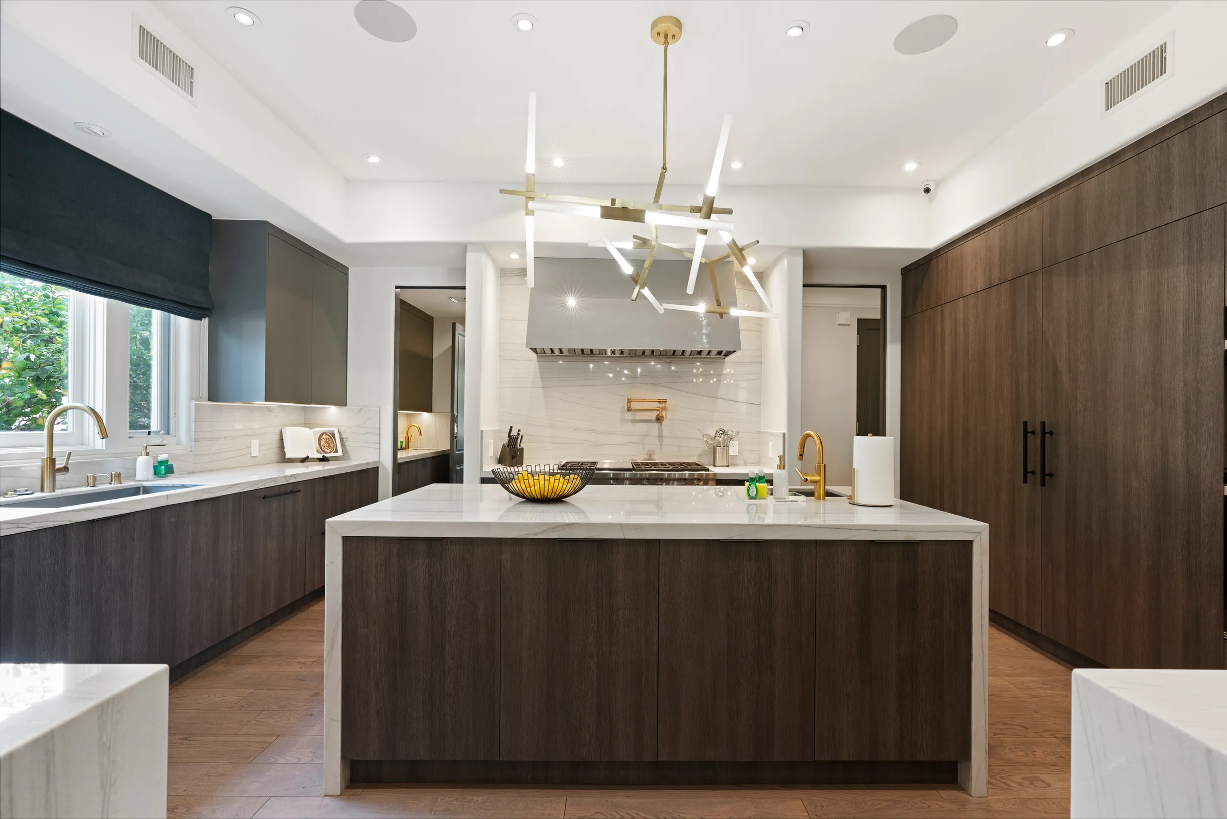 Wander Beverly Hills Modern #23