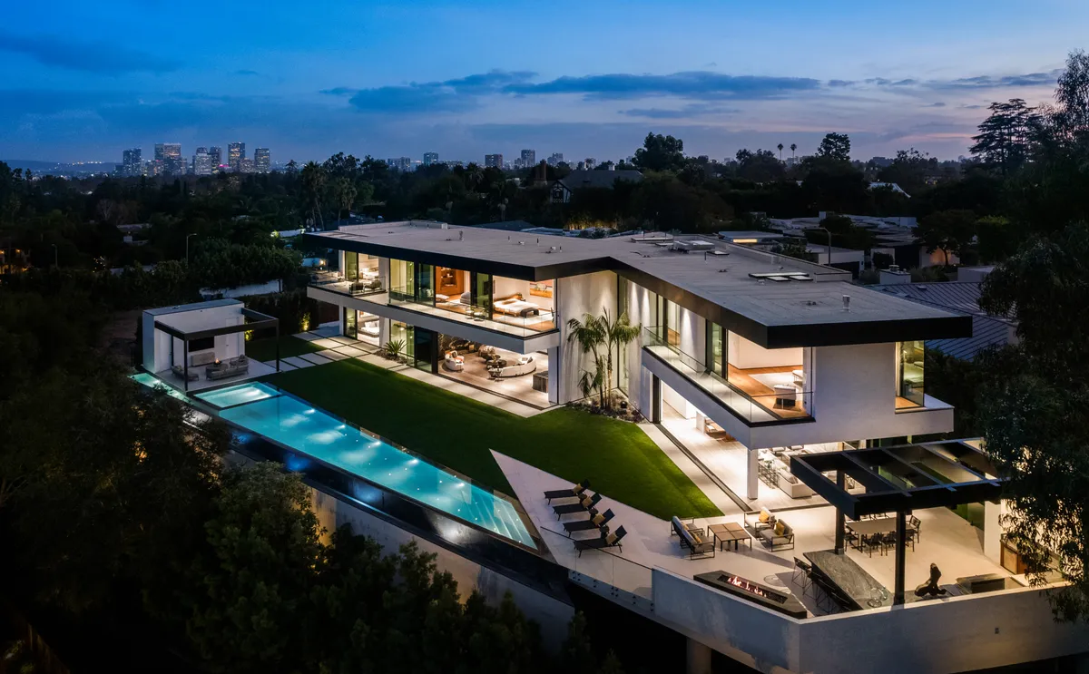 Wander Beverly Hills Lookout
