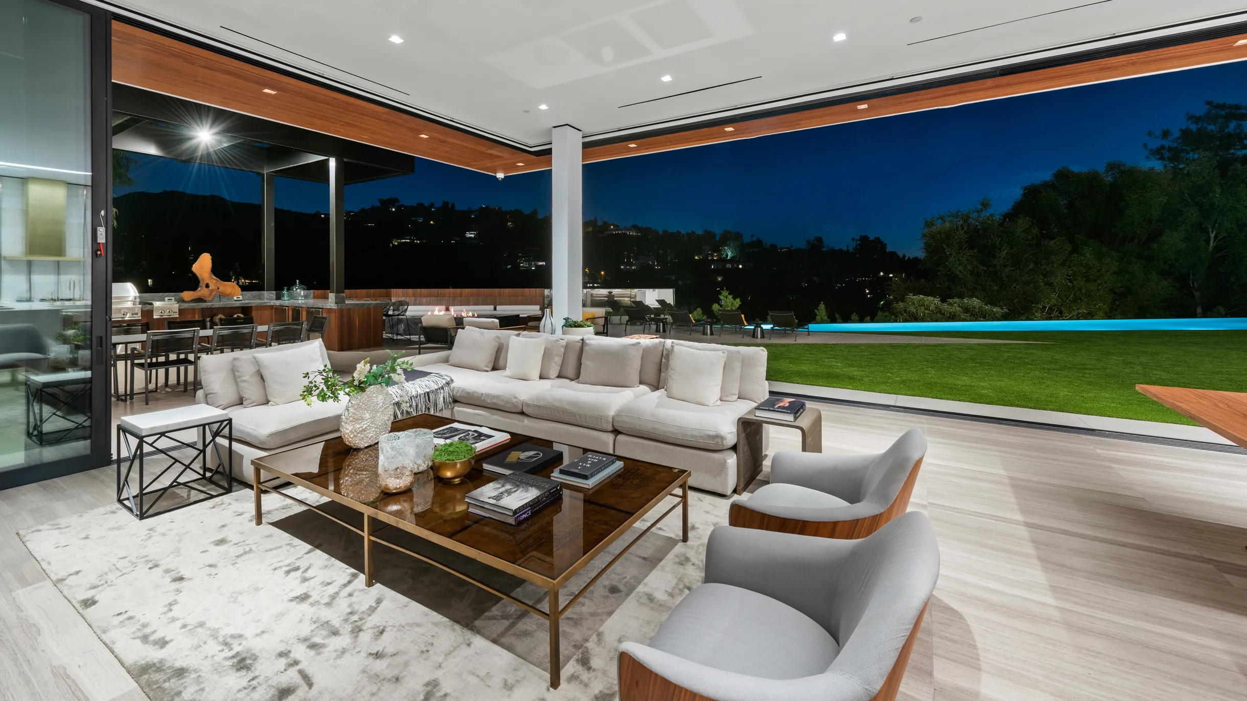 Wander Beverly Hills Lookout #23