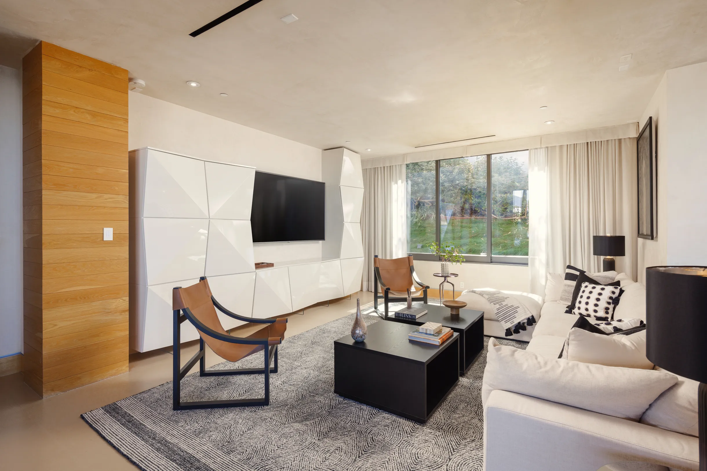 Wander Hollywood Hills Sky #6