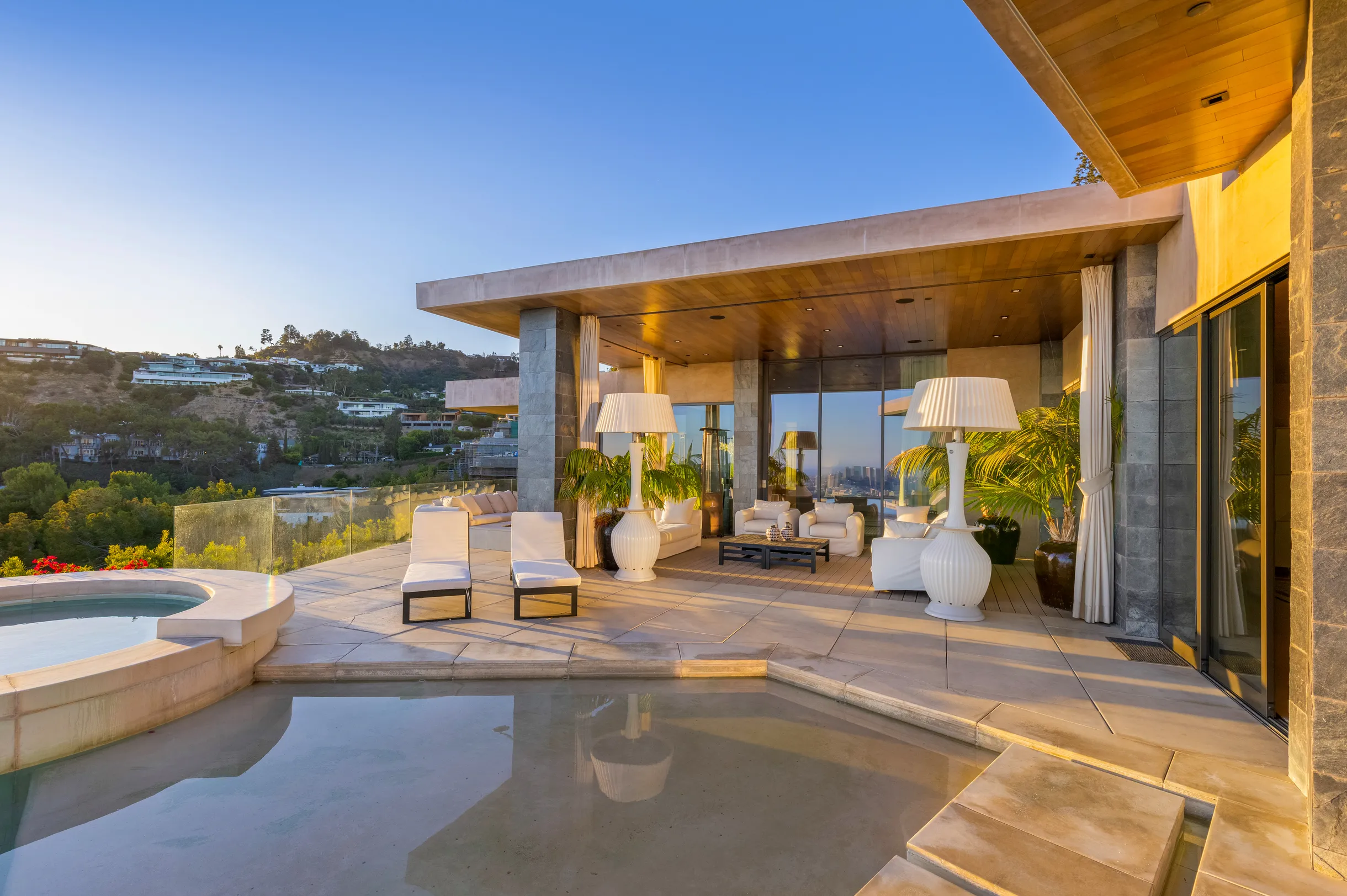 Wander Hollywood Hills Sky #35