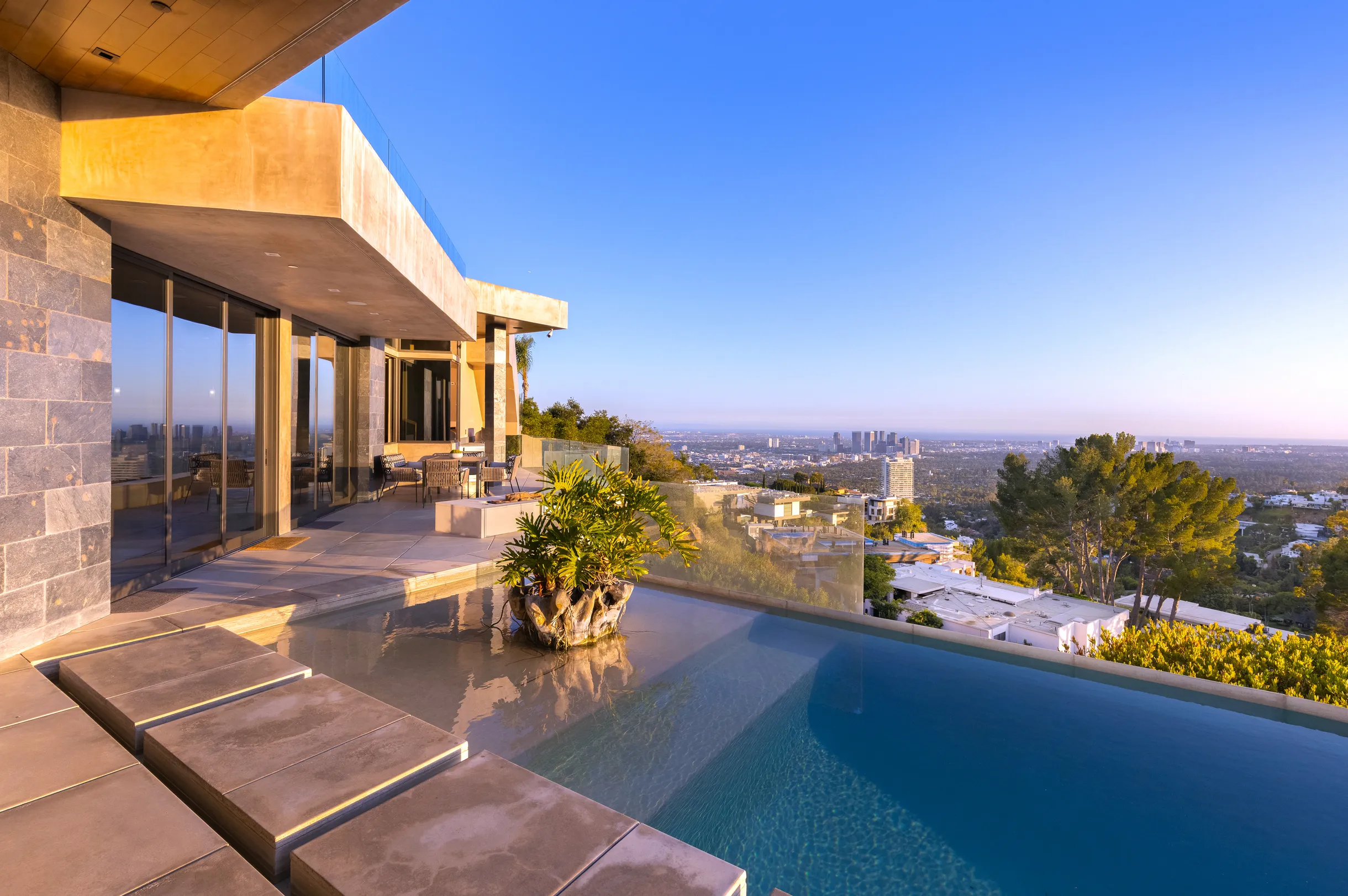 Wander Hollywood Hills Sky #26