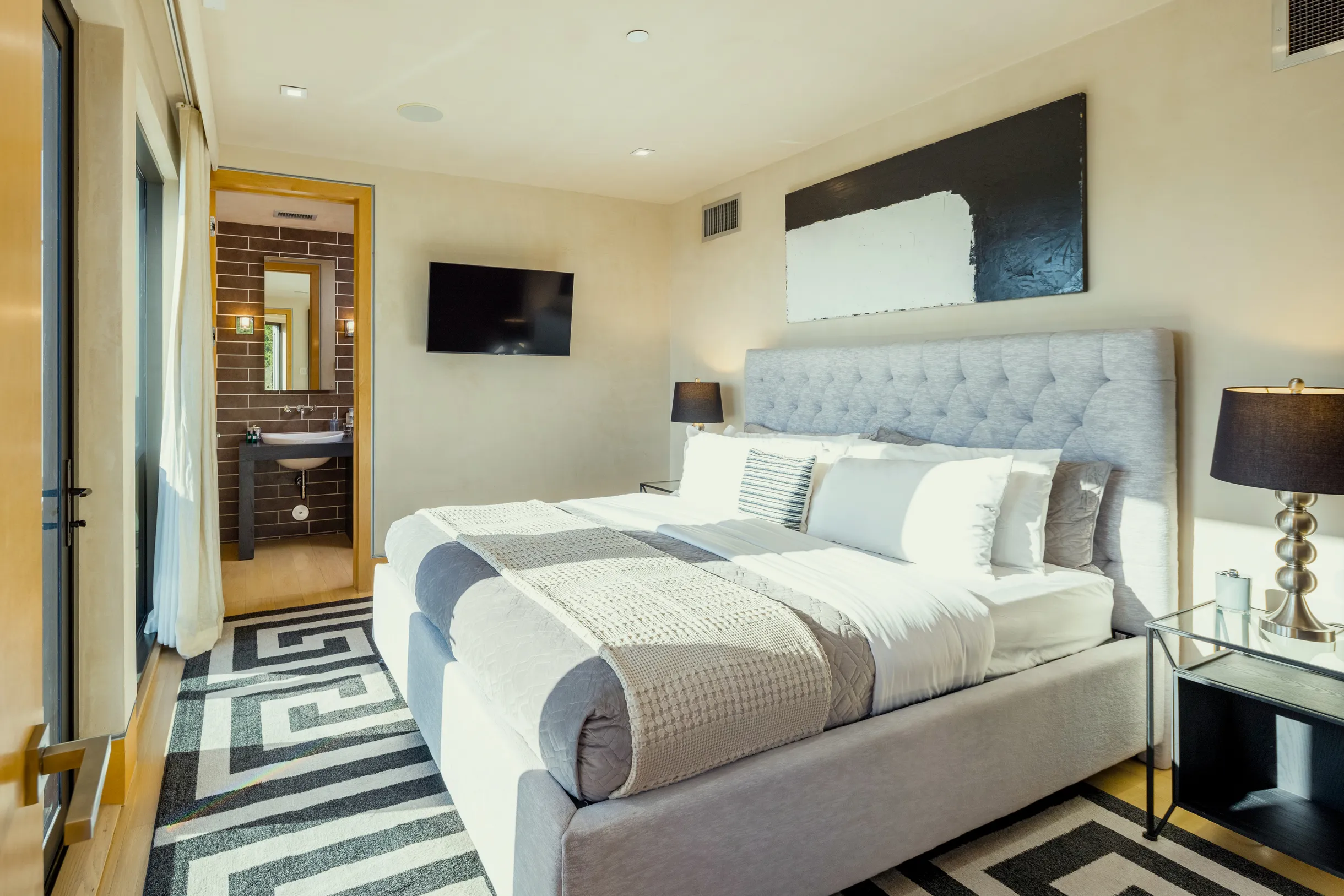 Wander Hollywood Hills Sky #30