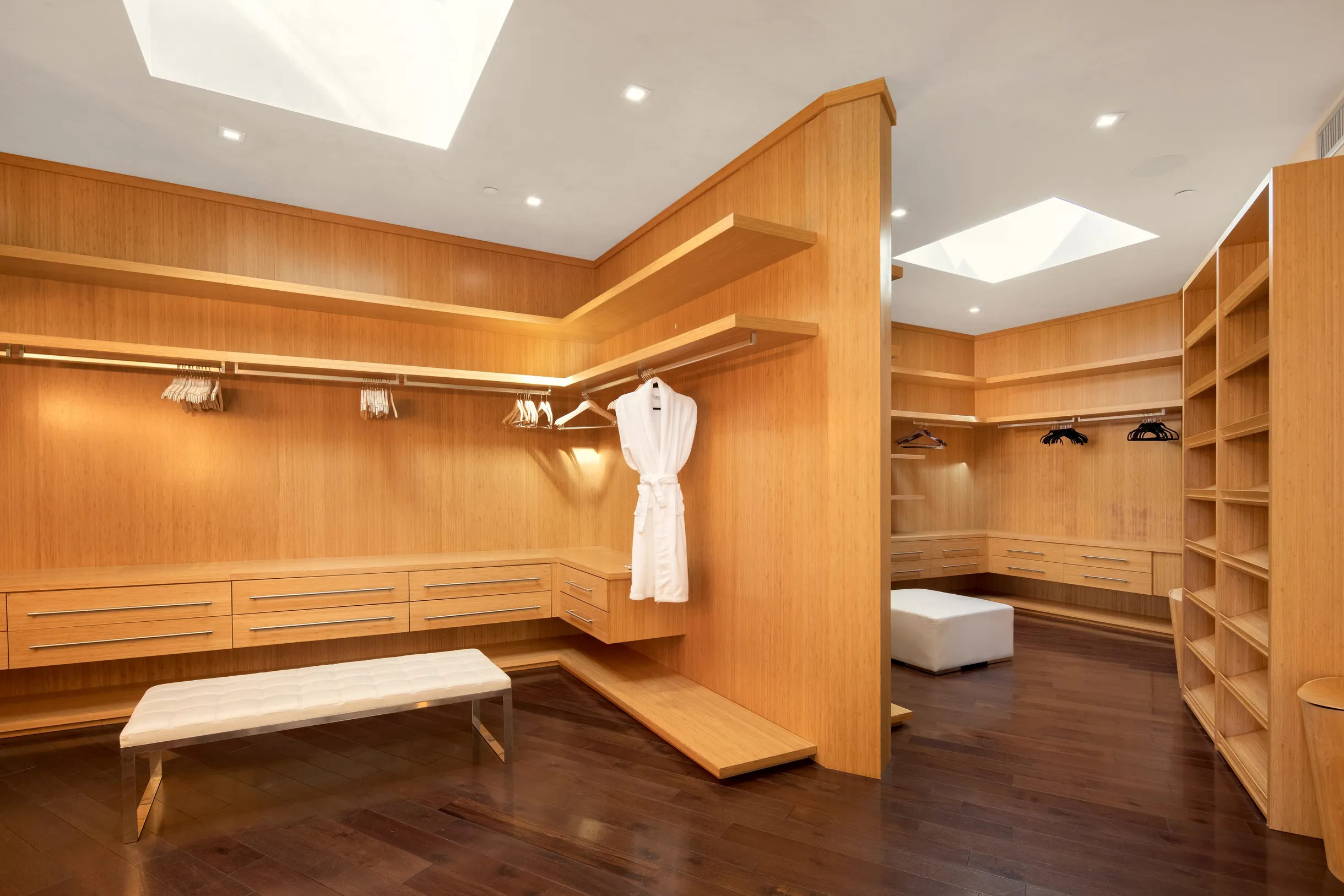 Wander Hollywood Hills Sky #44