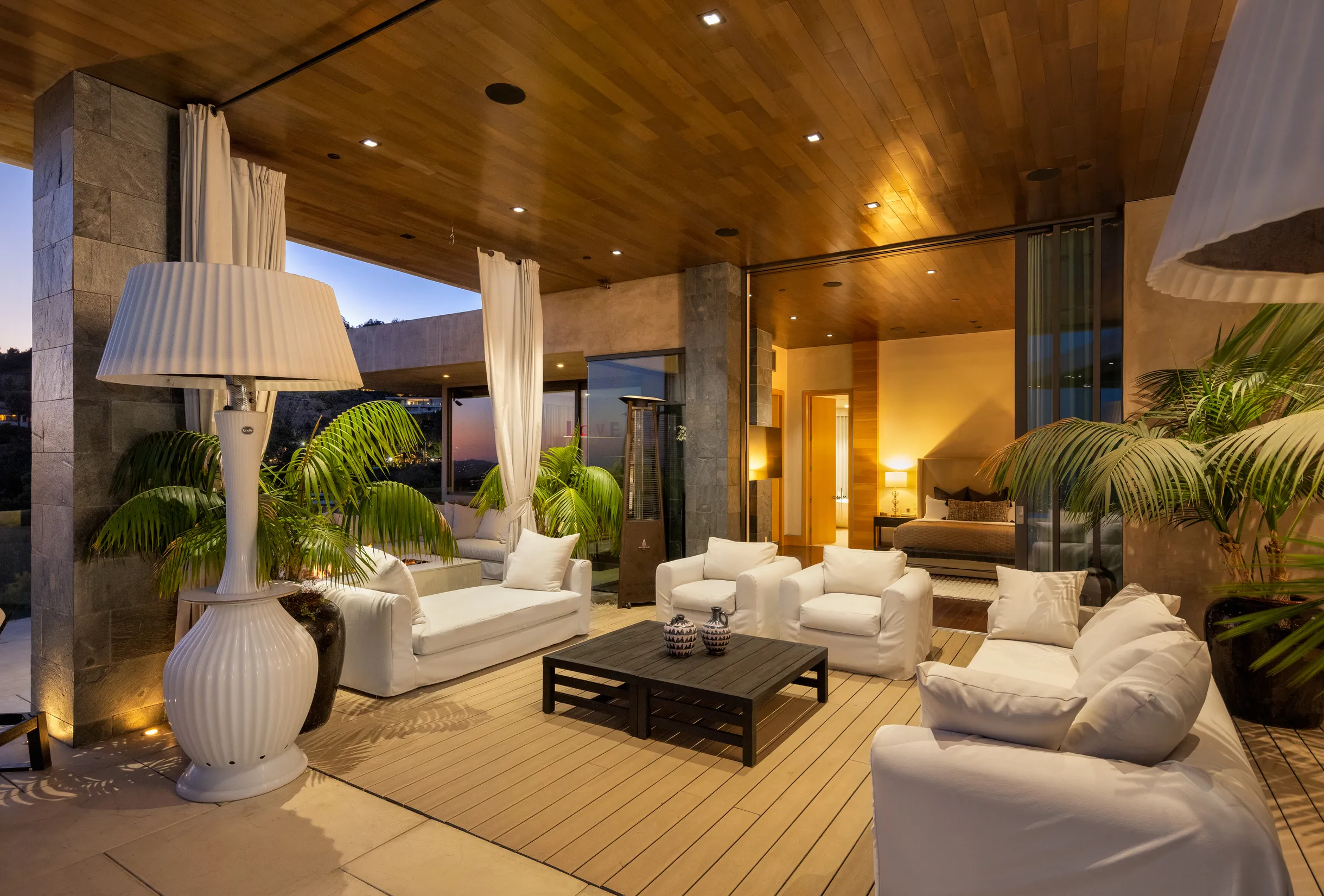 Wander Hollywood Hills Sky #21