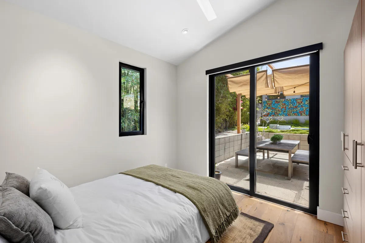 Bedroom 3 image