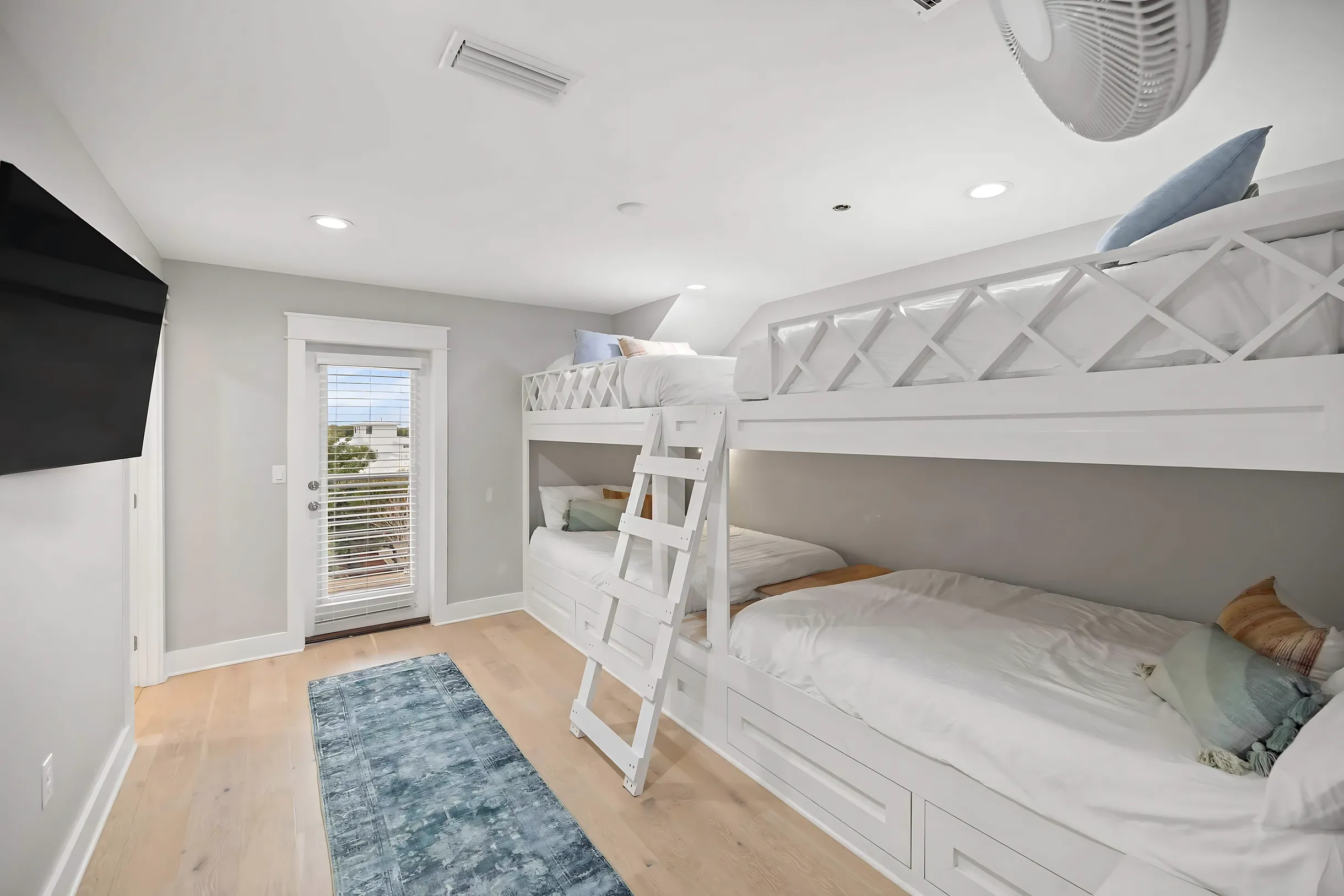 Wander Destin Escape #9