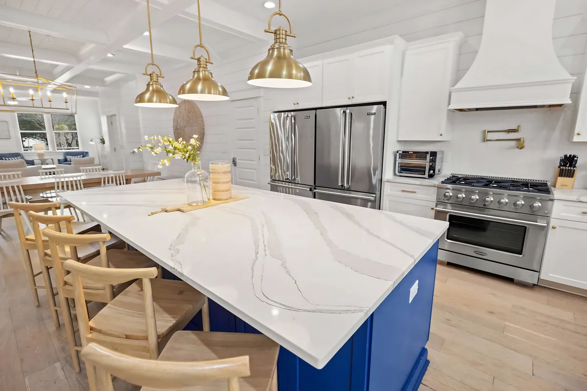 Wander Destin Escape