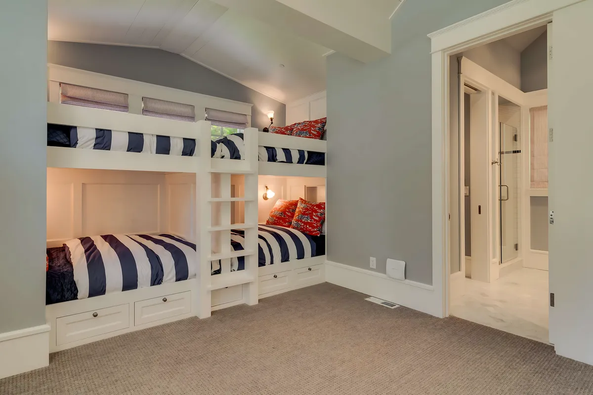 Bedroom 5 image