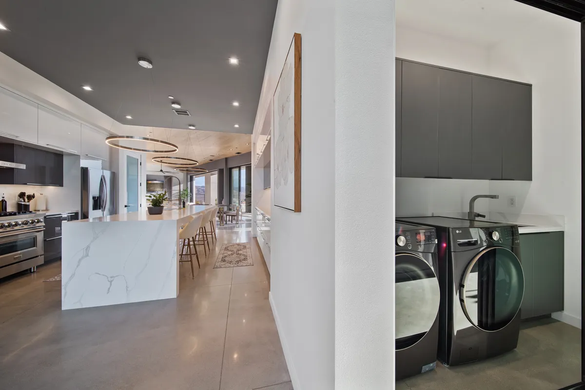 Wander Joshua Tree Elysium