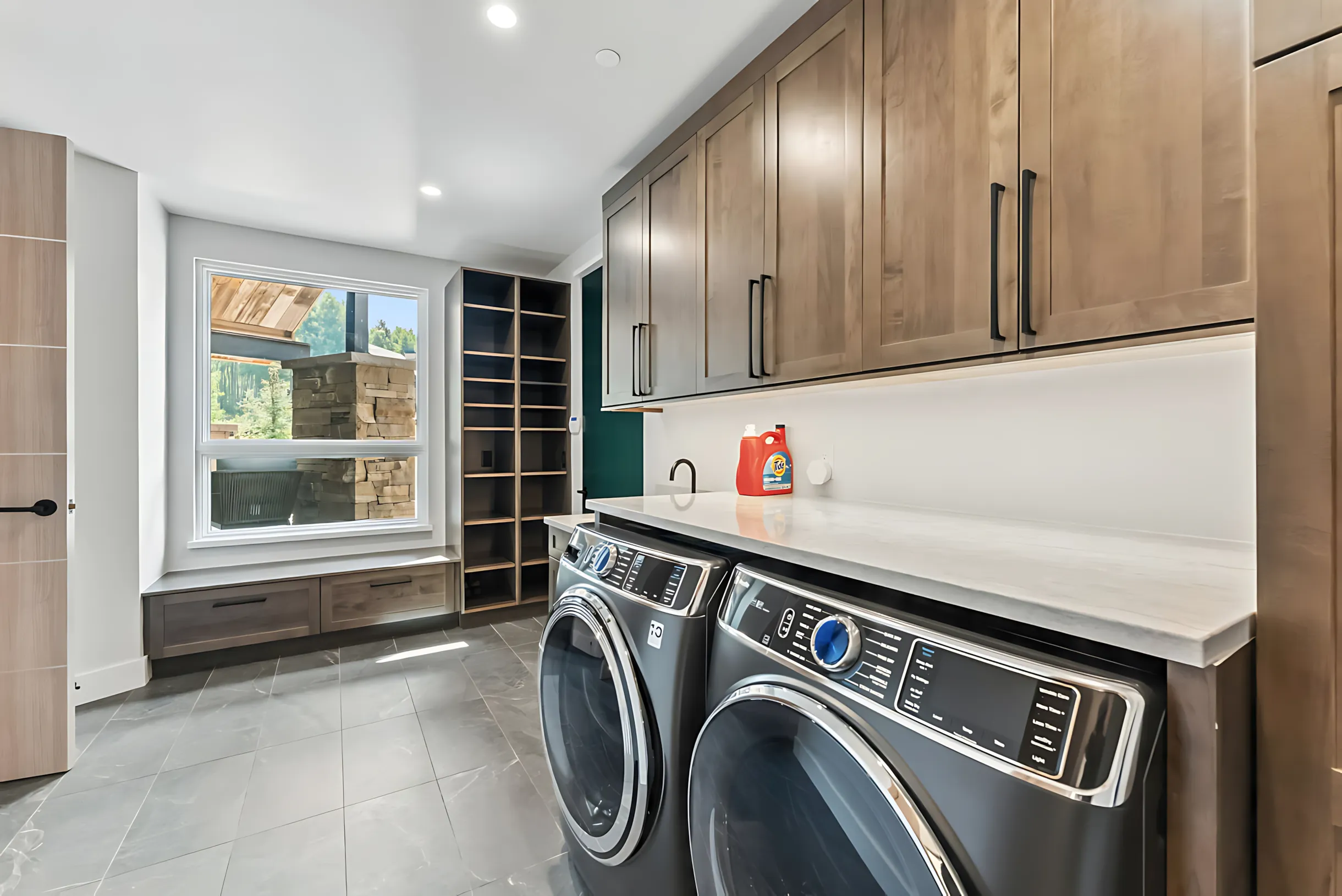 Mountain Dream Home #16