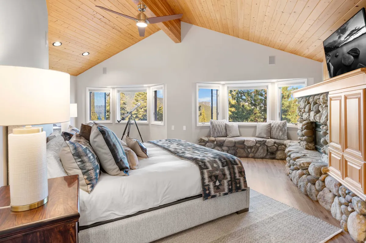 Wander Lake Tahoe Vista #60