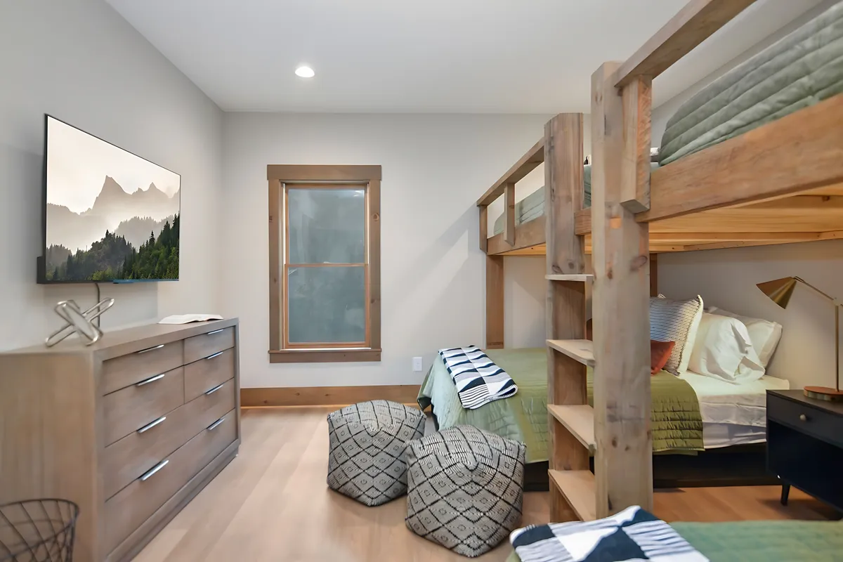Bedroom 5 image