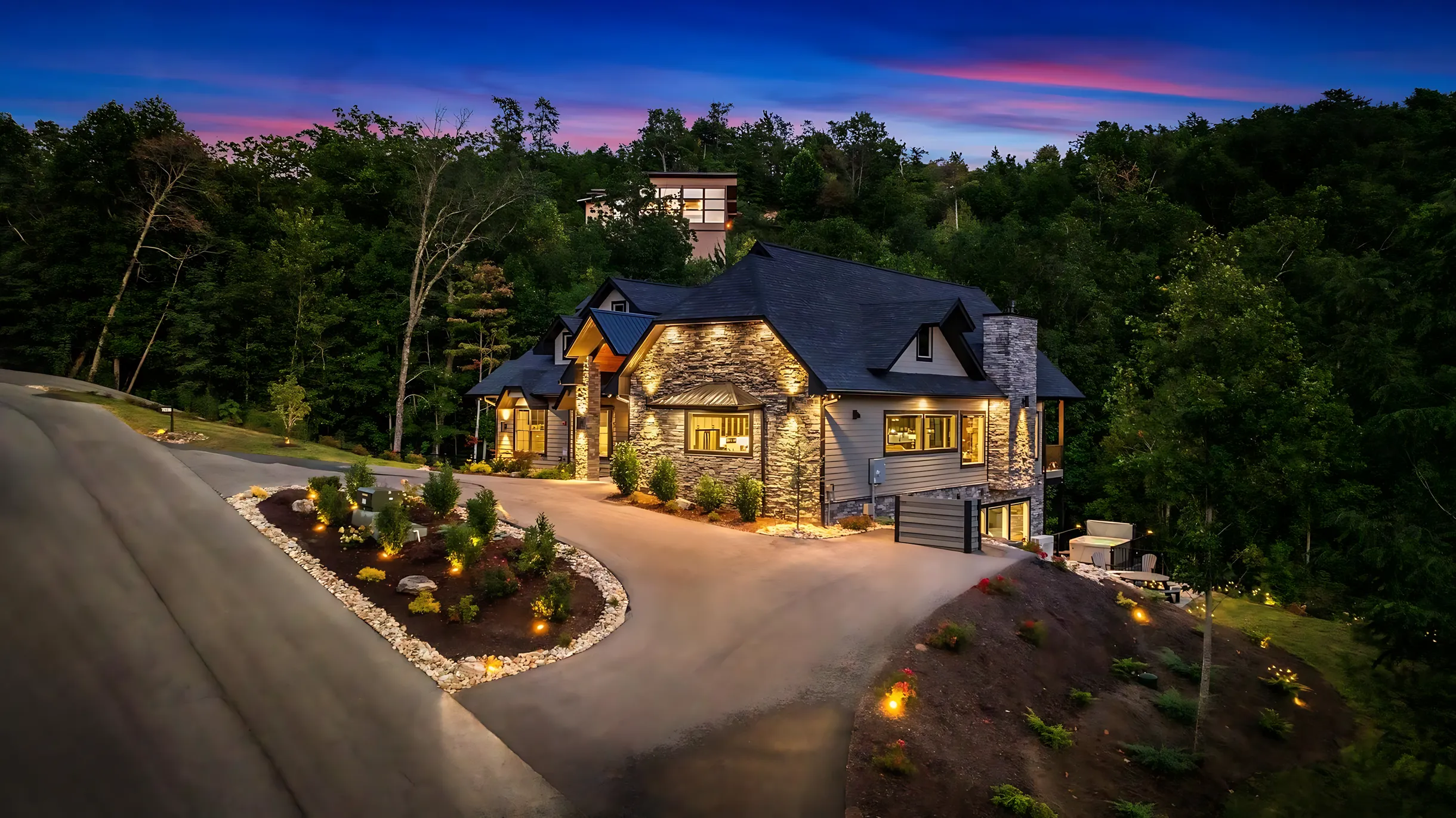 Wander Pigeon Forge Firefly #48