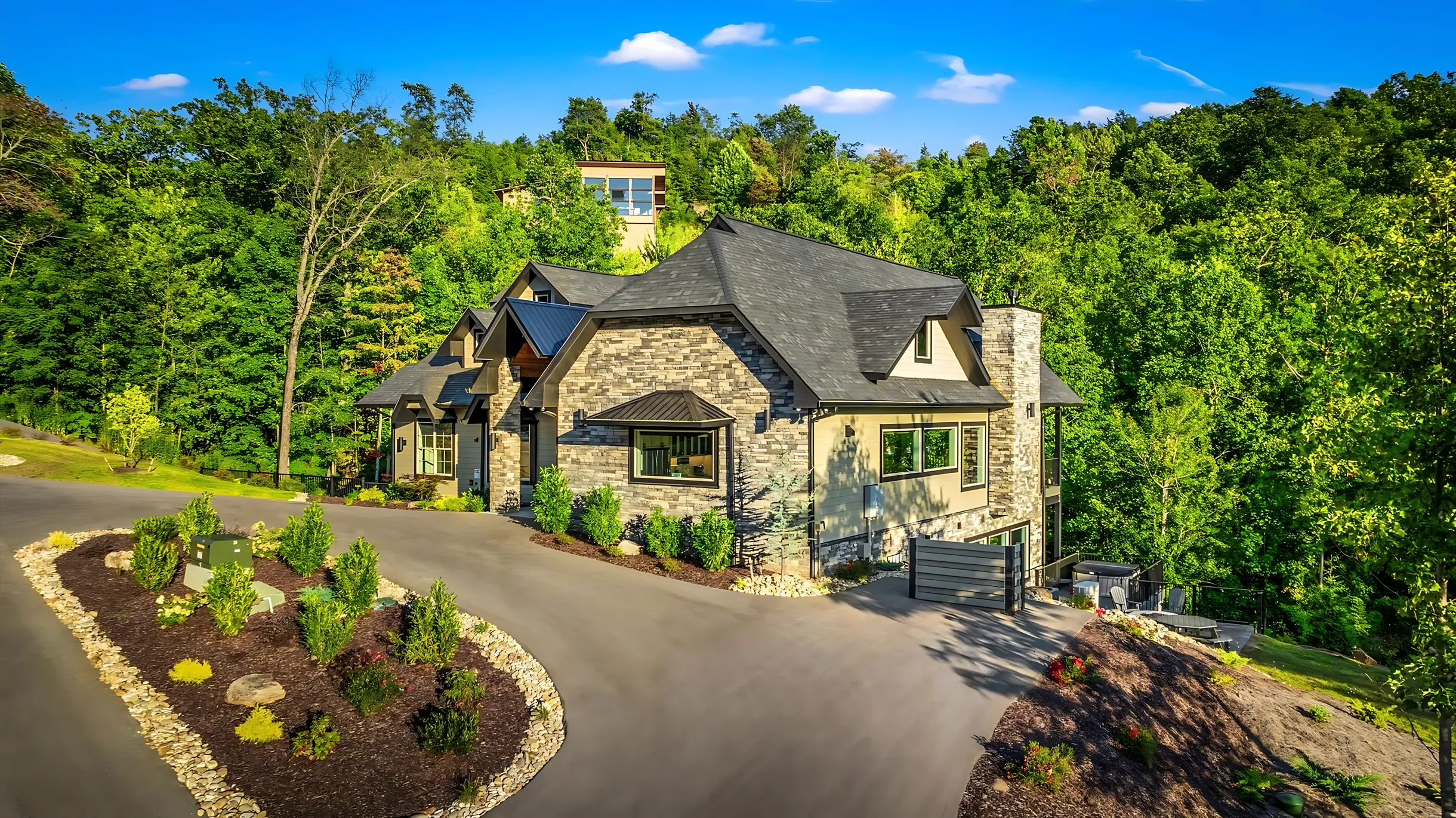 Wander Pigeon Forge Firefly #55