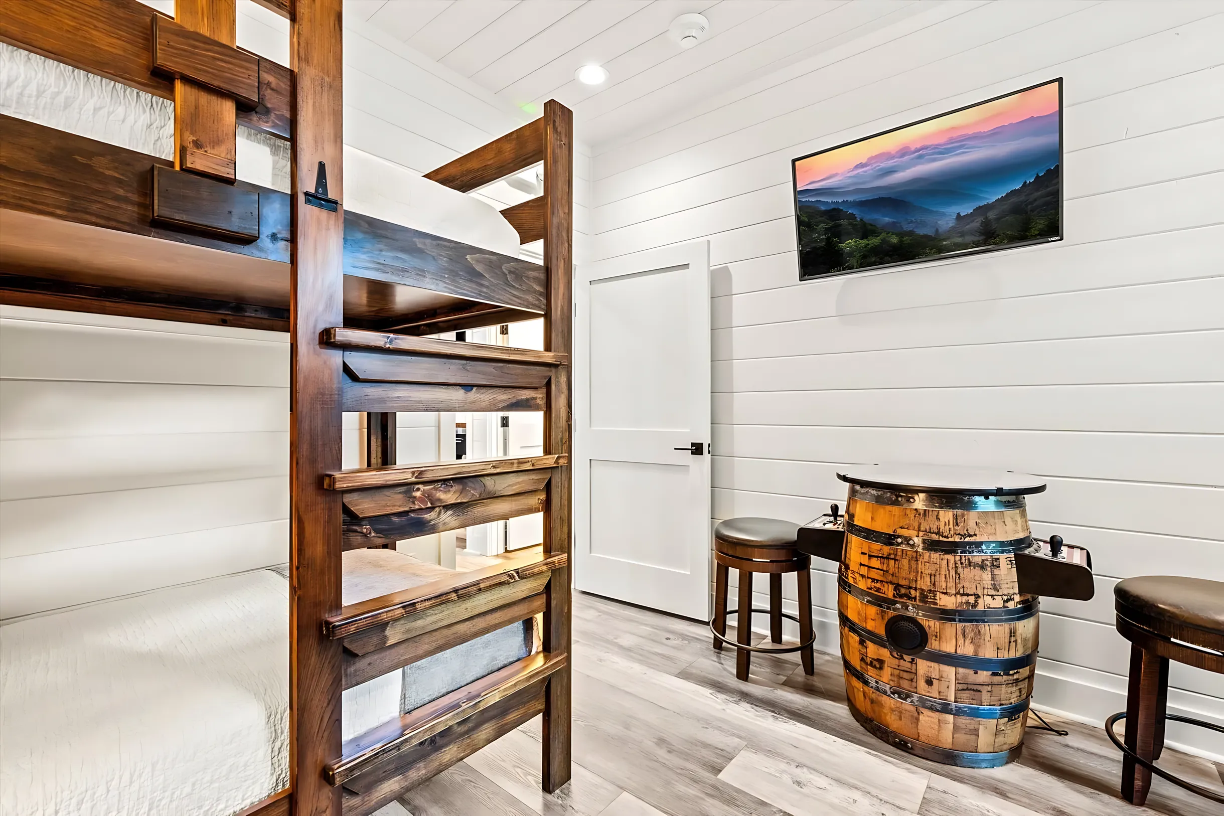 Wander Pigeon Forge Firefly #22