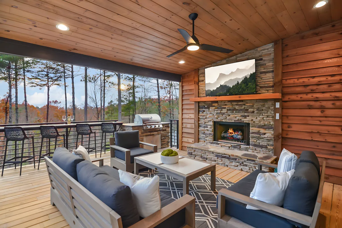 Wander Blue Ridge Heights