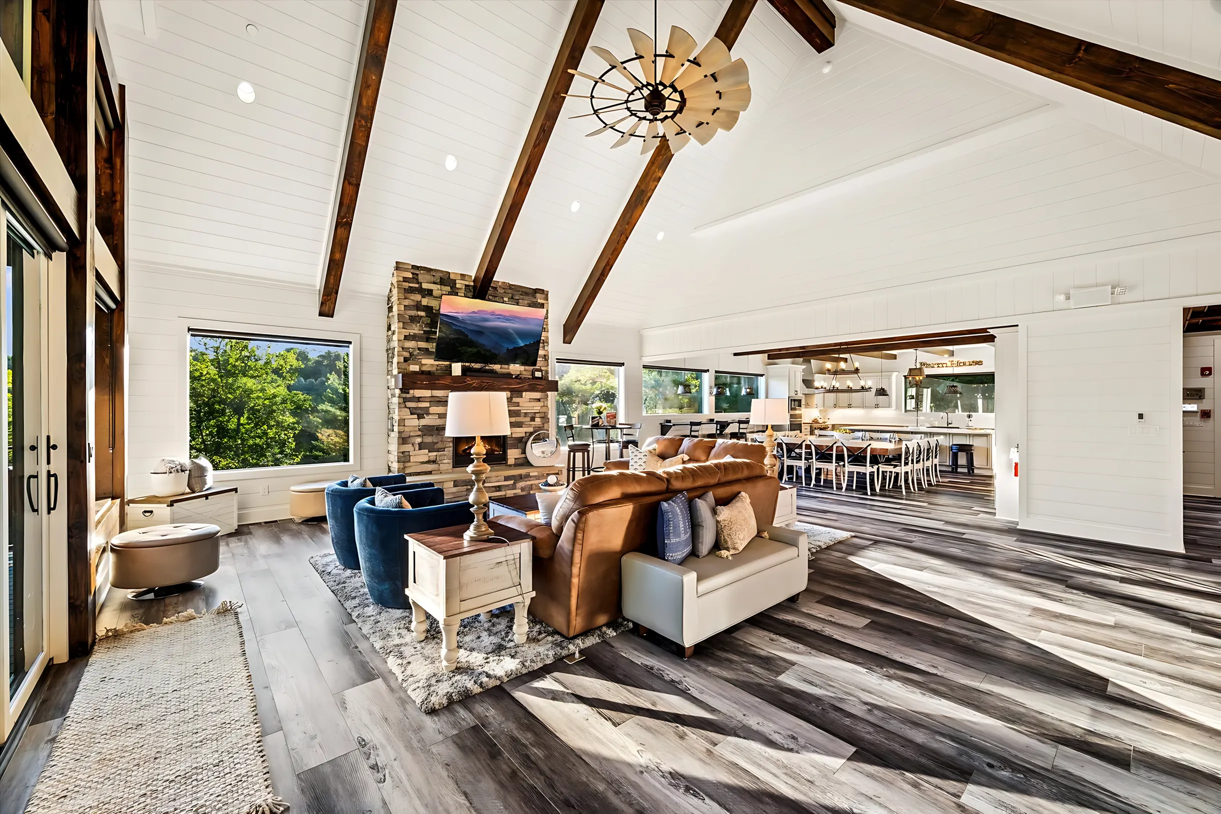 Wander Pigeon Forge Firefly #46