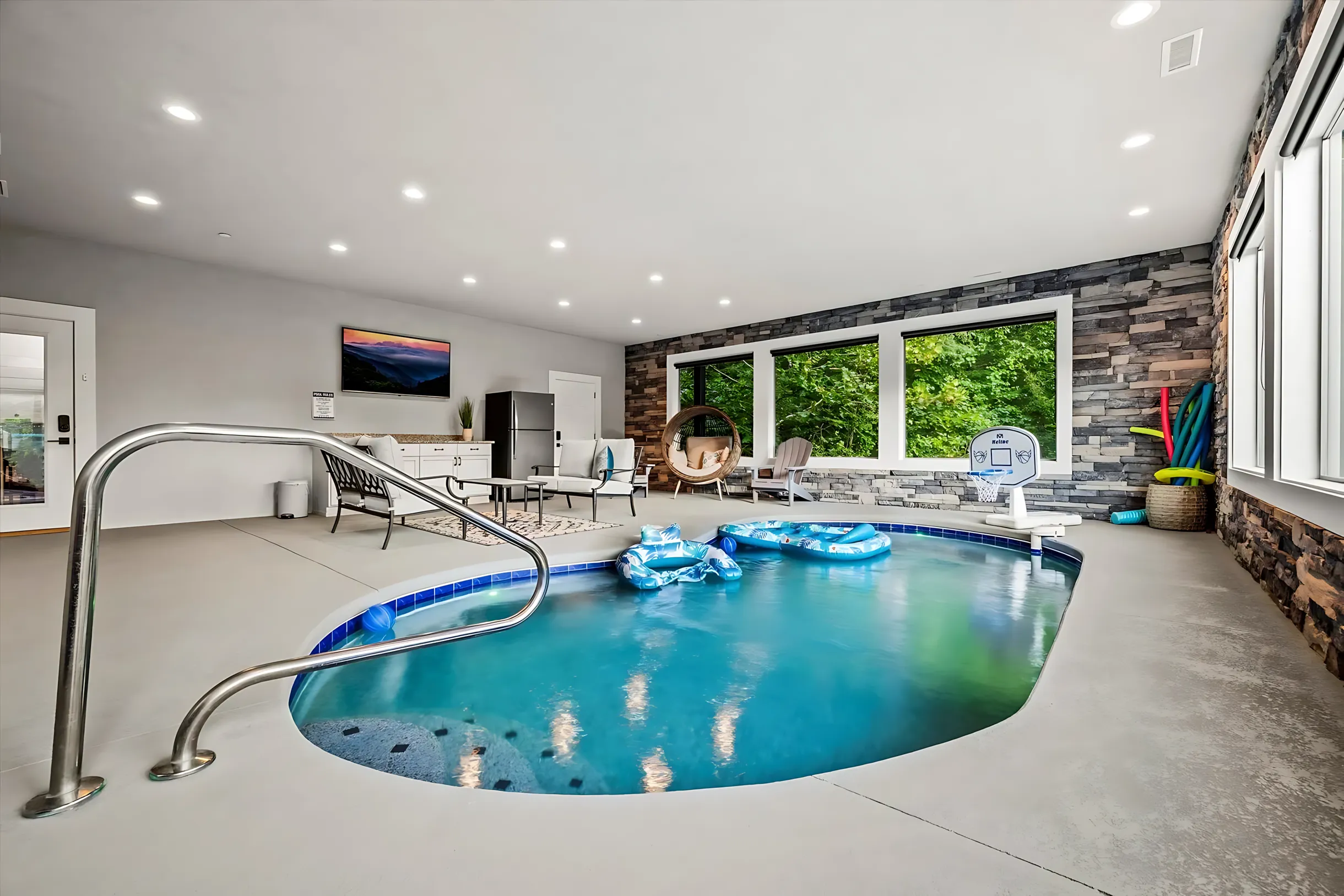 Wander Pigeon Forge Firefly #51