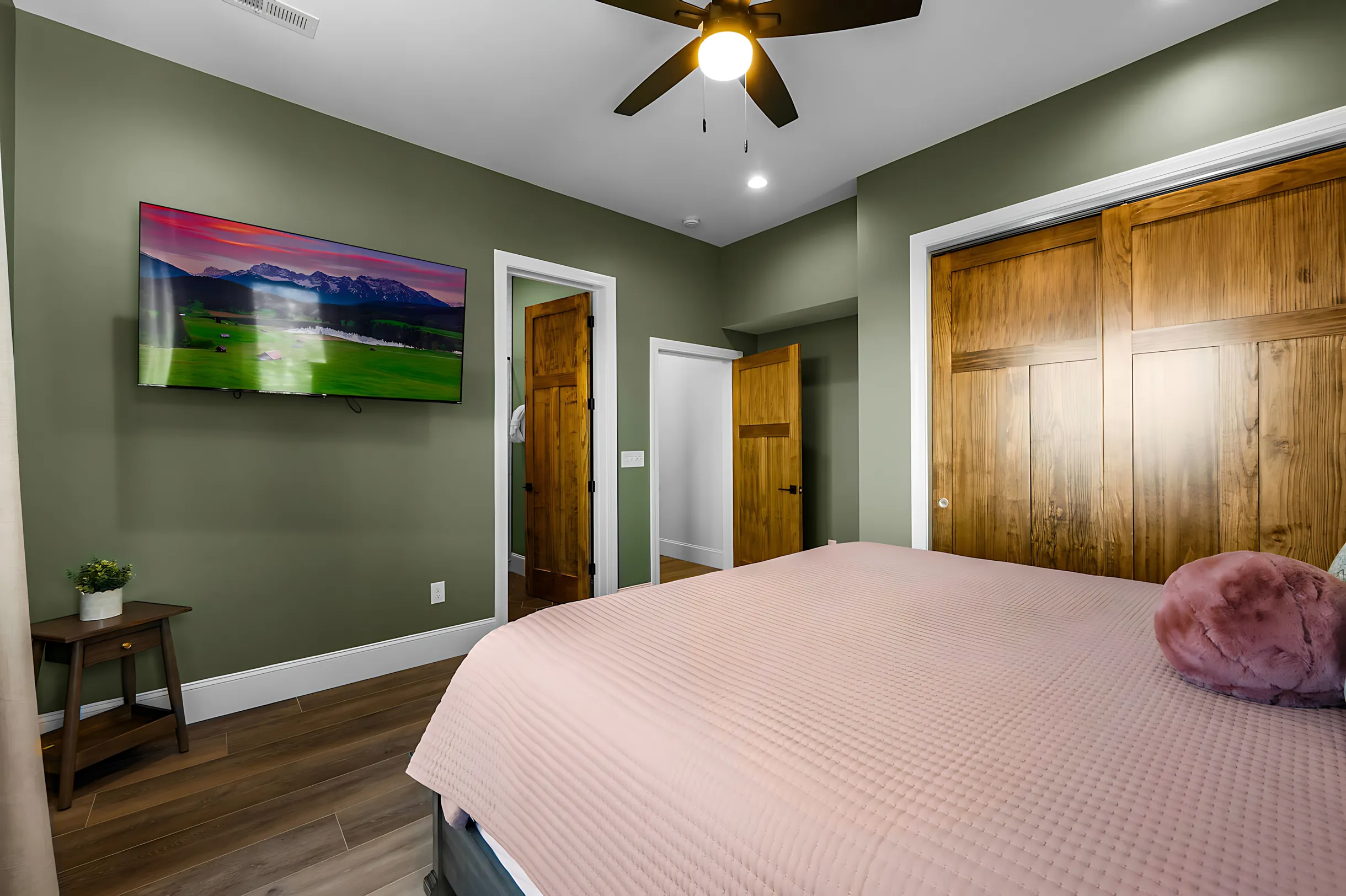 Wander Pigeon Forge Panorama #24