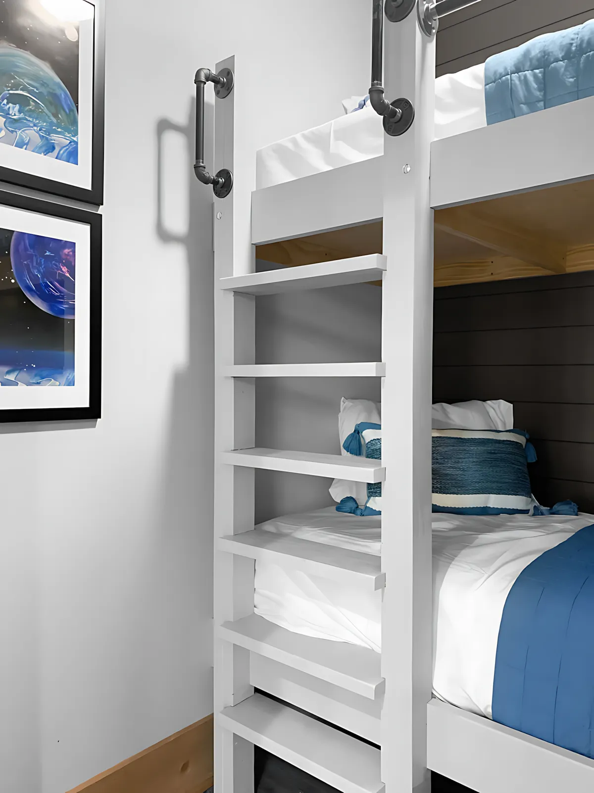 Bedroom 5 image