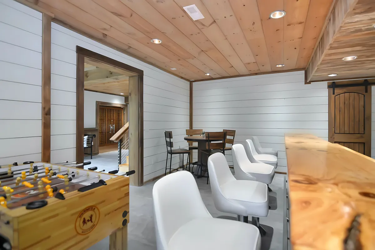 Wander Blue Ridge Riverside