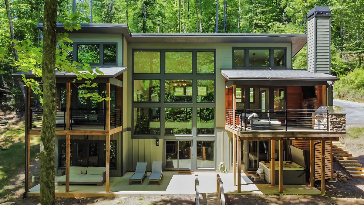 Wander Blue Ridge Hollow