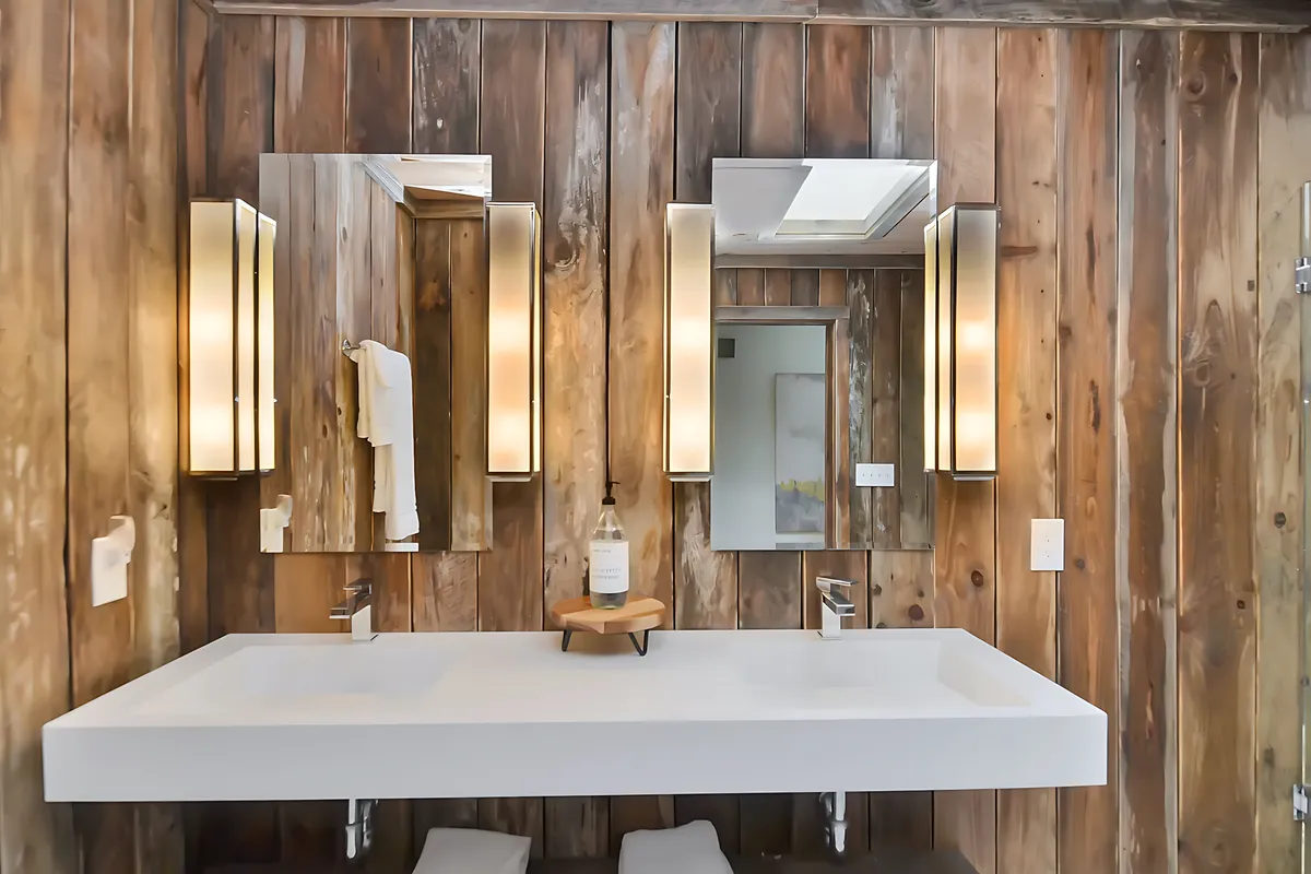 Wander Blue Ridge Riverside