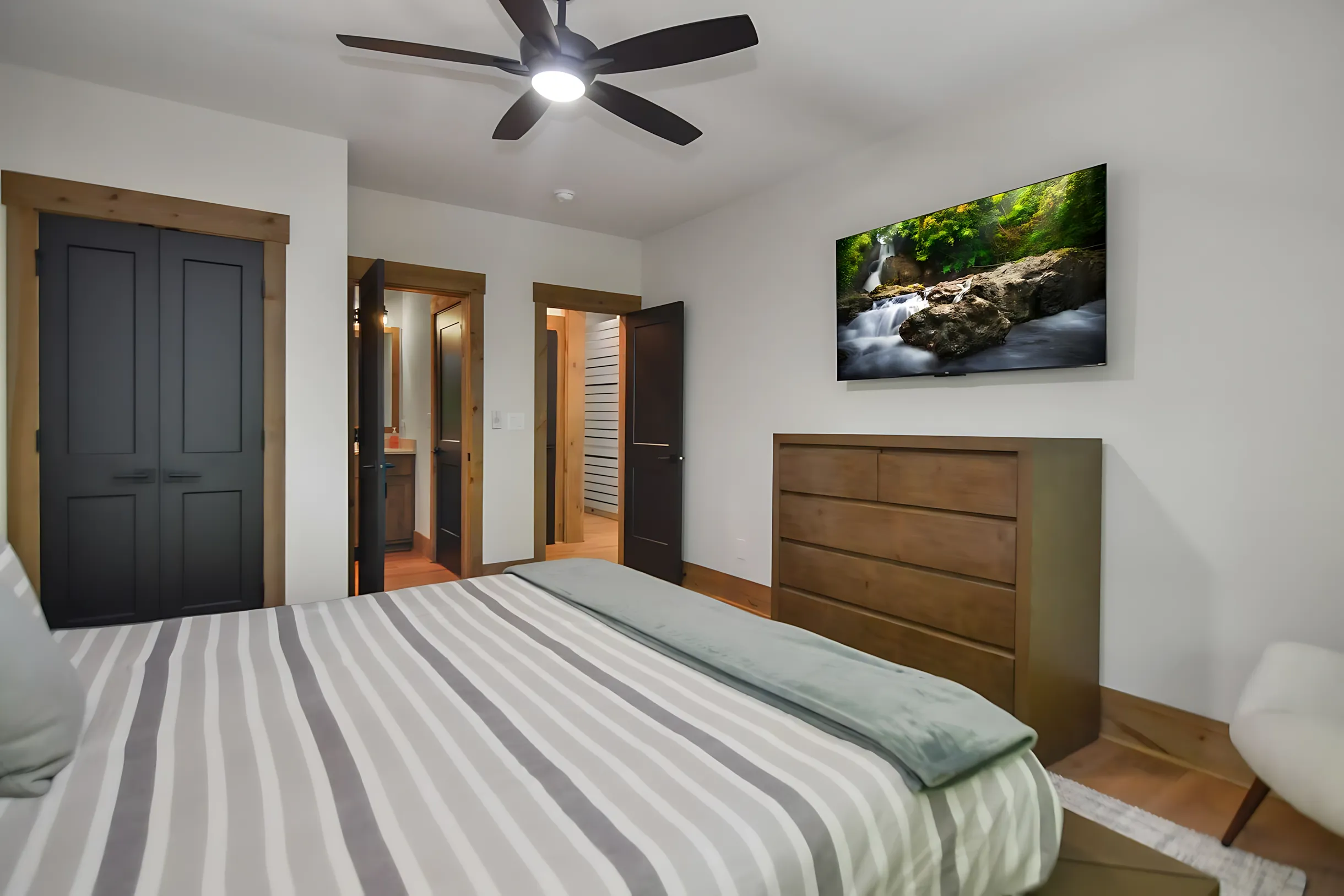 Wander Blue Ridge Hollow #19