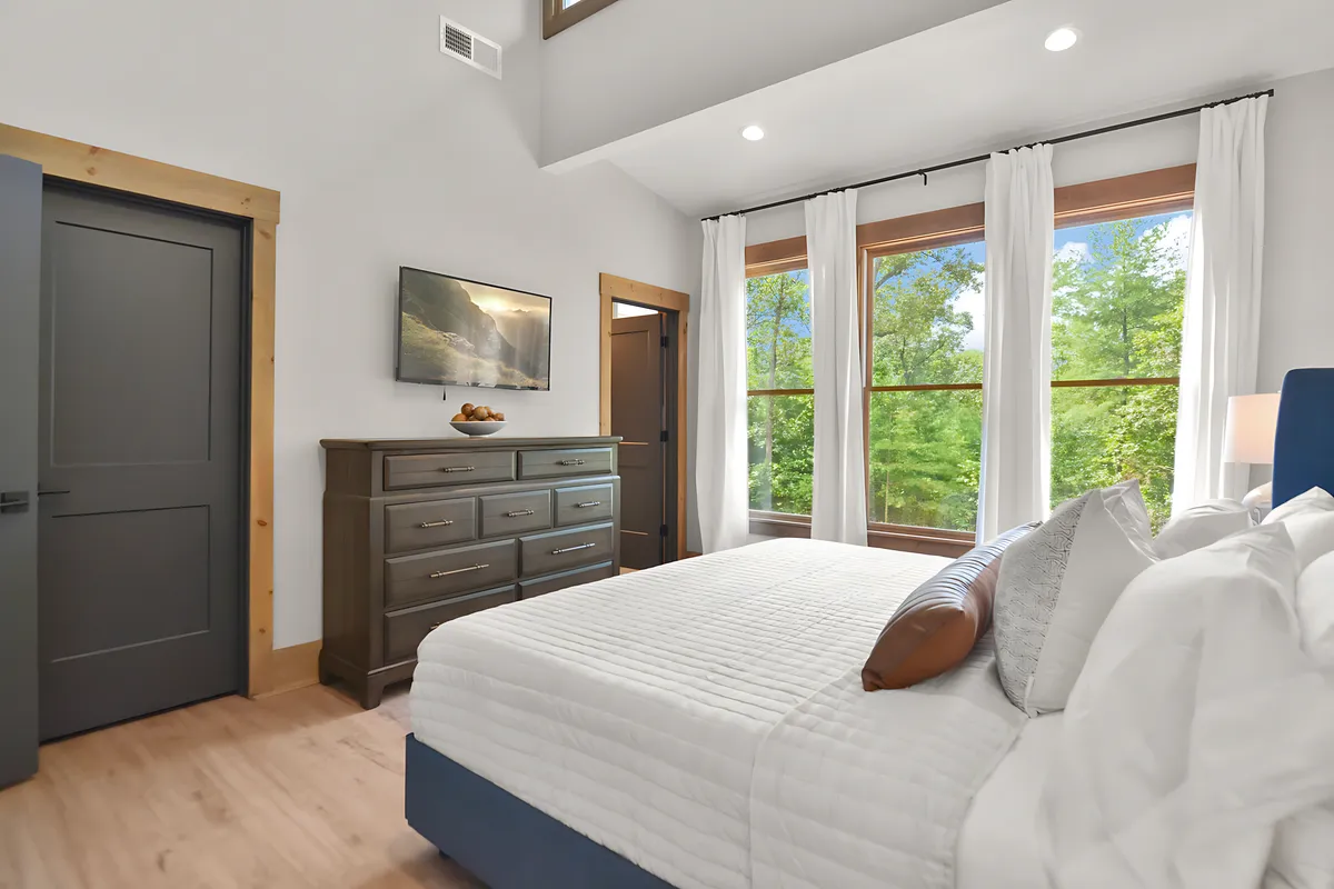 Bedroom 3 image