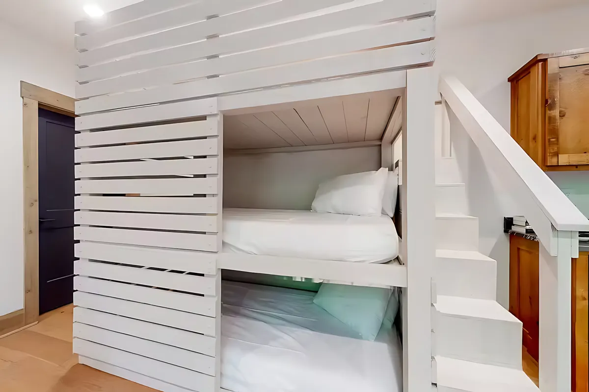 Wander Blue Ridge Hollow #44