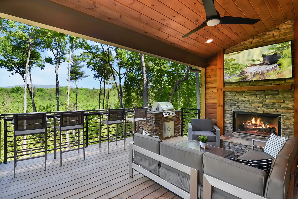 Wander Blue Ridge Grandview