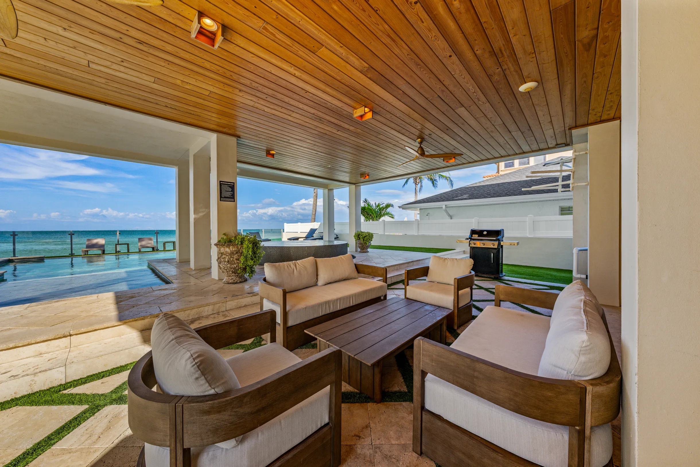 Cloud 9 - BeachFront Splendor #108