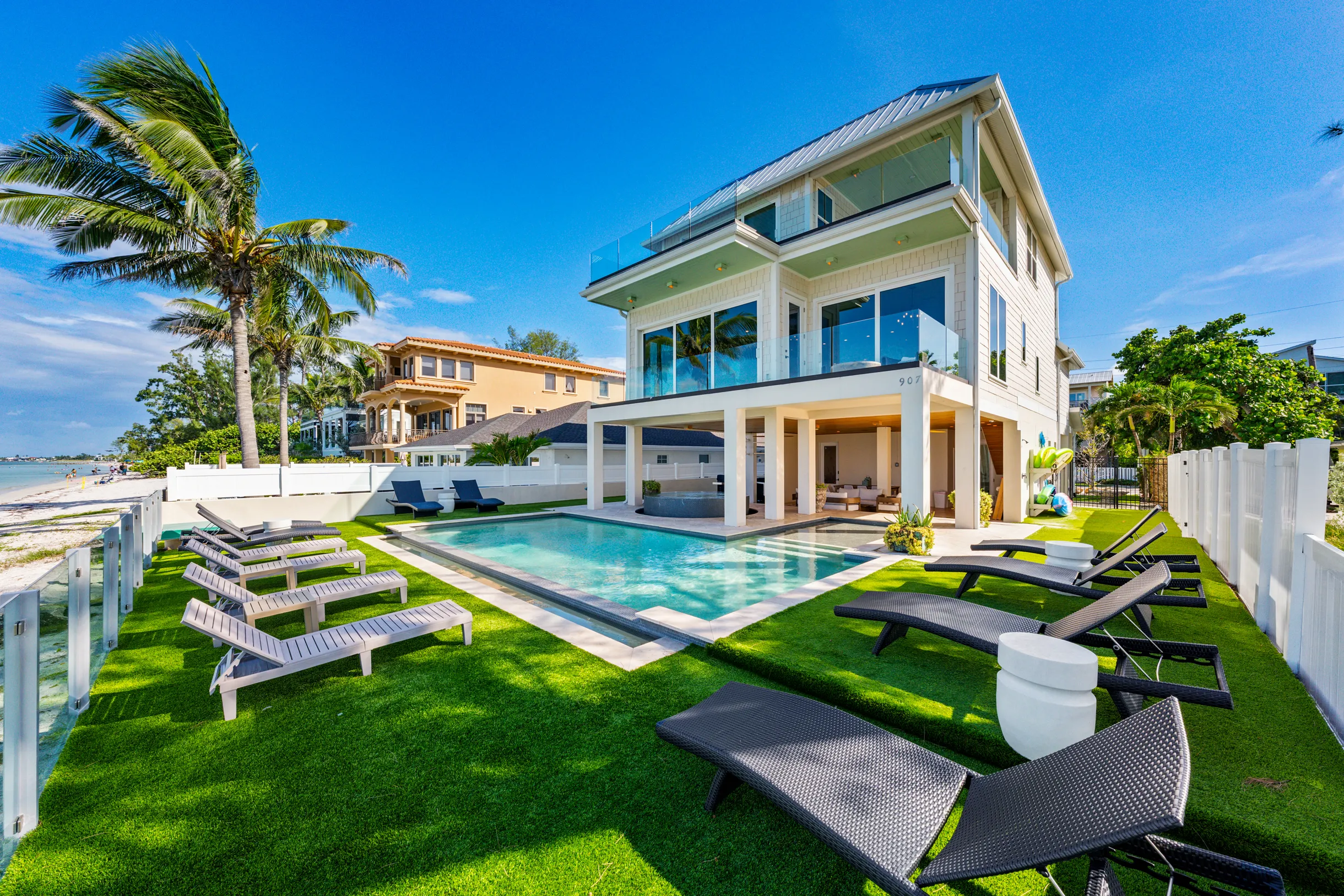 Cloud 9 - BeachFront Splendor #123